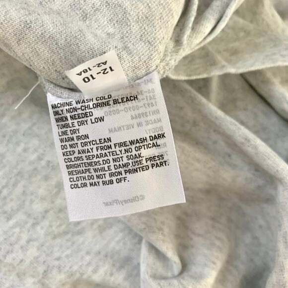 Uniqlo Disney Pixar Monsters, Inc Magic For All Timeless T-shirt in Gray - Picture 8 of 8